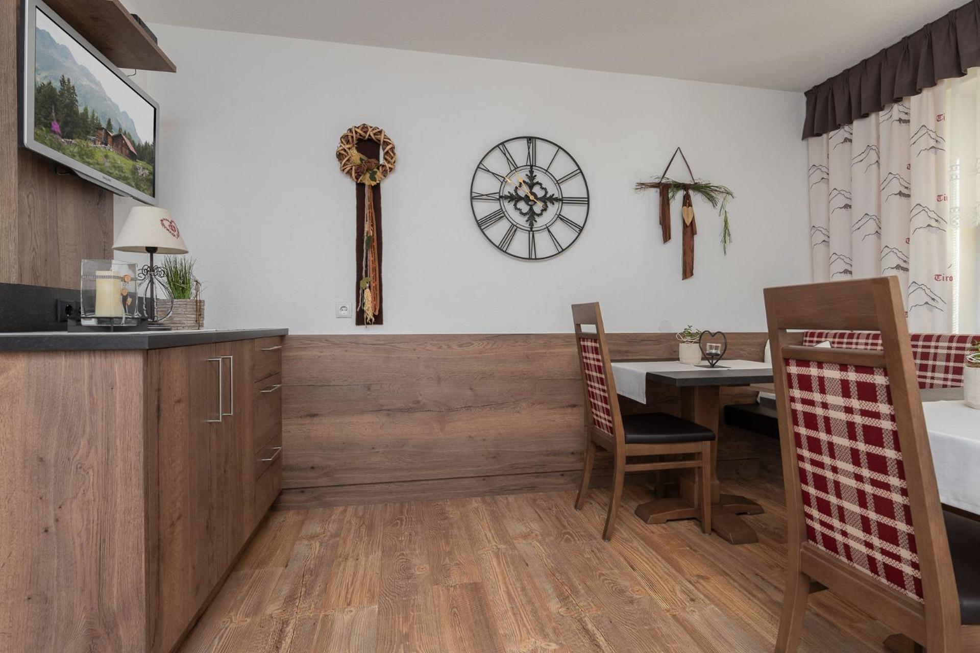 Haus Margret Bed & Breakfast Sankt Leonhard im Pitztal Exterior photo
