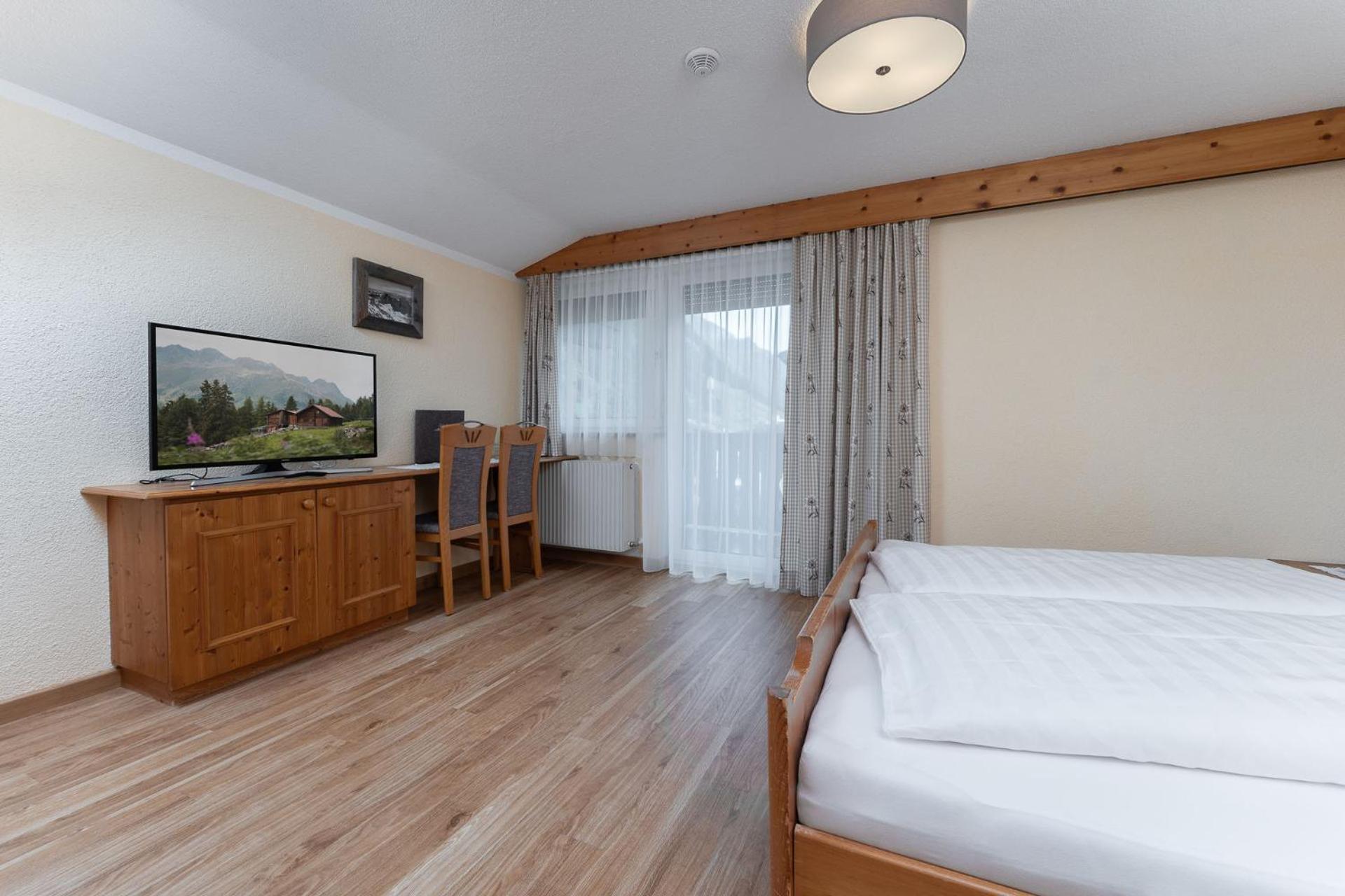 Haus Margret Bed & Breakfast Sankt Leonhard im Pitztal Exterior photo