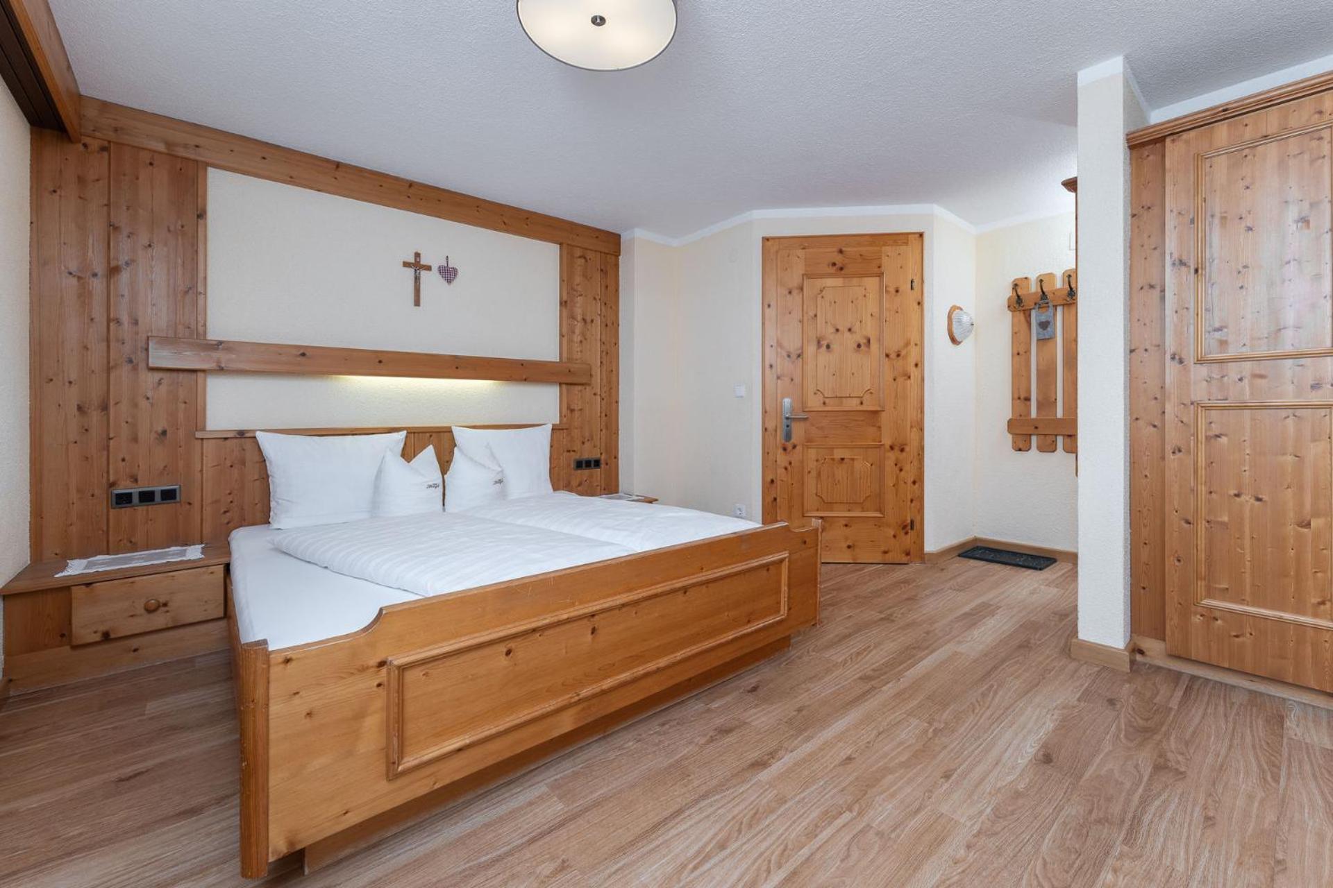 Haus Margret Bed & Breakfast Sankt Leonhard im Pitztal Exterior photo