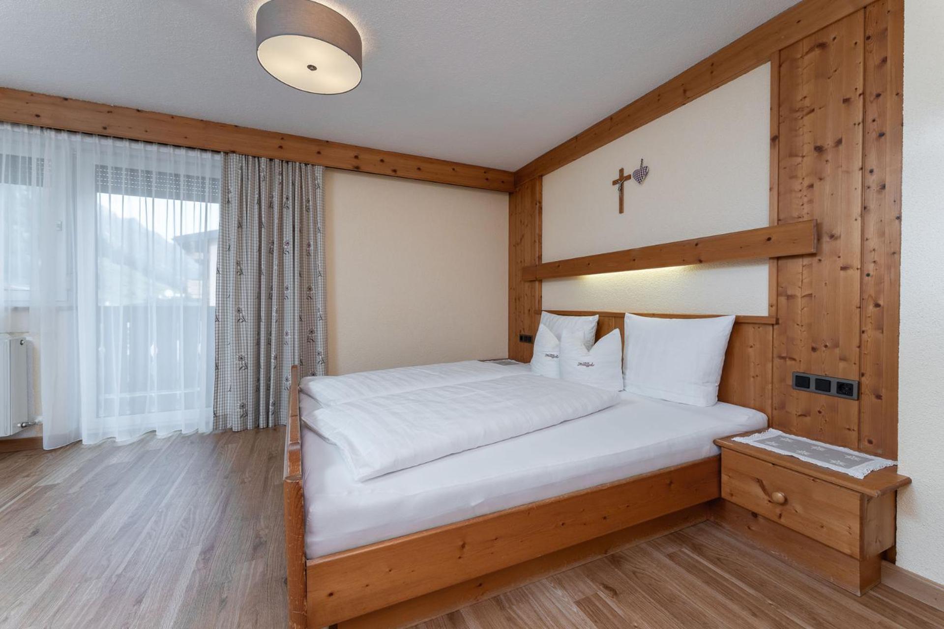 Haus Margret Bed & Breakfast Sankt Leonhard im Pitztal Exterior photo
