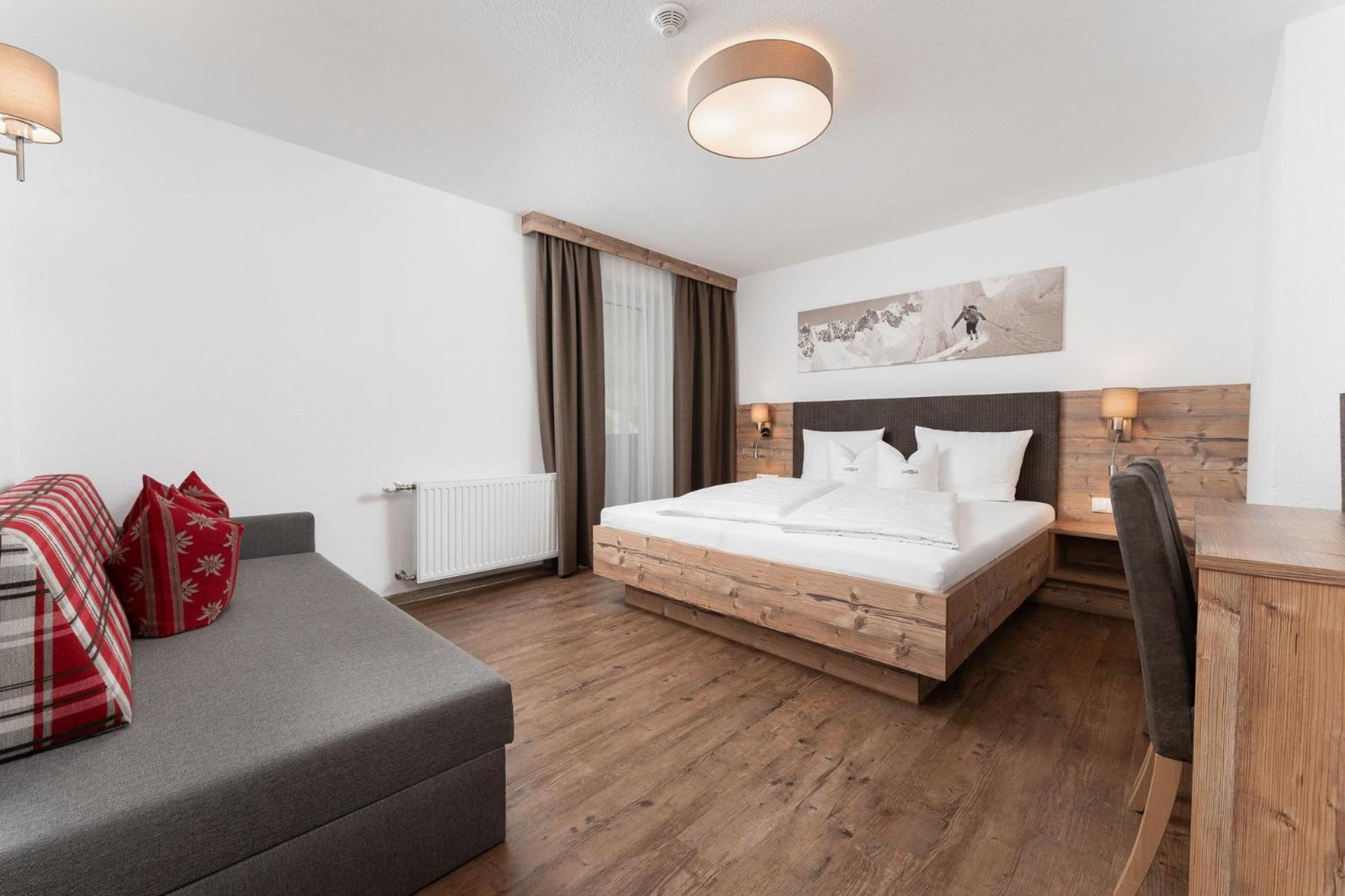Haus Margret Bed & Breakfast Sankt Leonhard im Pitztal Exterior photo