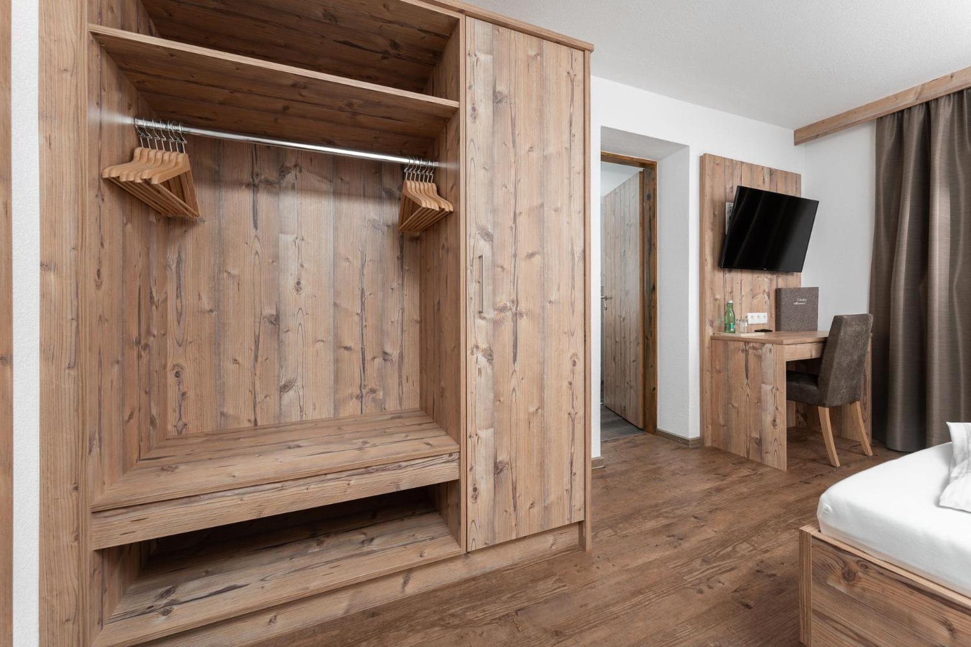 Haus Margret Bed & Breakfast Sankt Leonhard im Pitztal Exterior photo