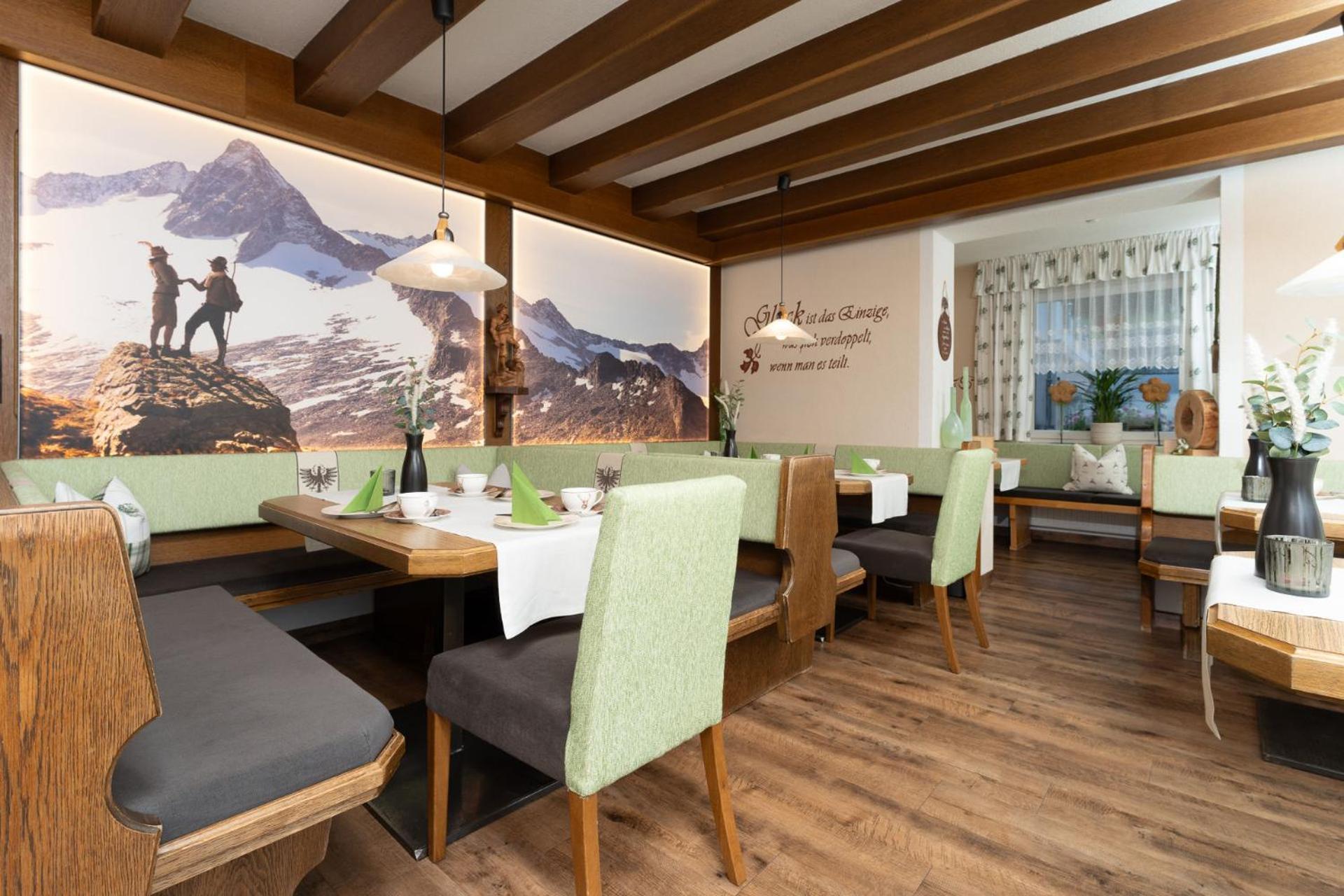 Haus Margret Bed & Breakfast Sankt Leonhard im Pitztal Exterior photo